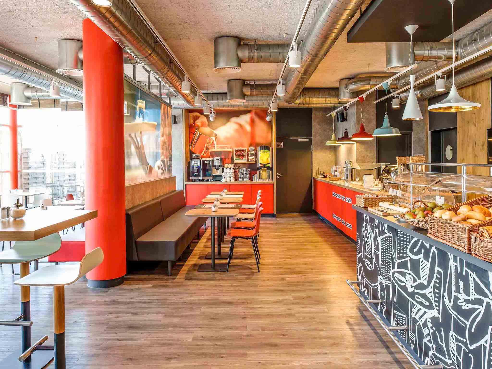 Ibis Hotel Muenchen Messe Feldkirchen  Dış mekan fotoğraf